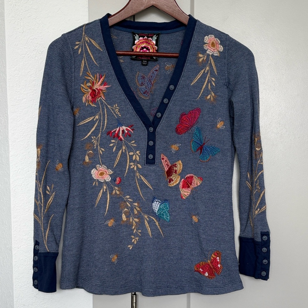 Johnny Was Blue Embroidered Butterfly Floral Long Sleeve Tee